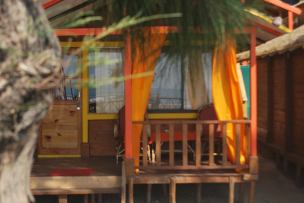 Agonda Beach Bumps Hotel Exterior photo